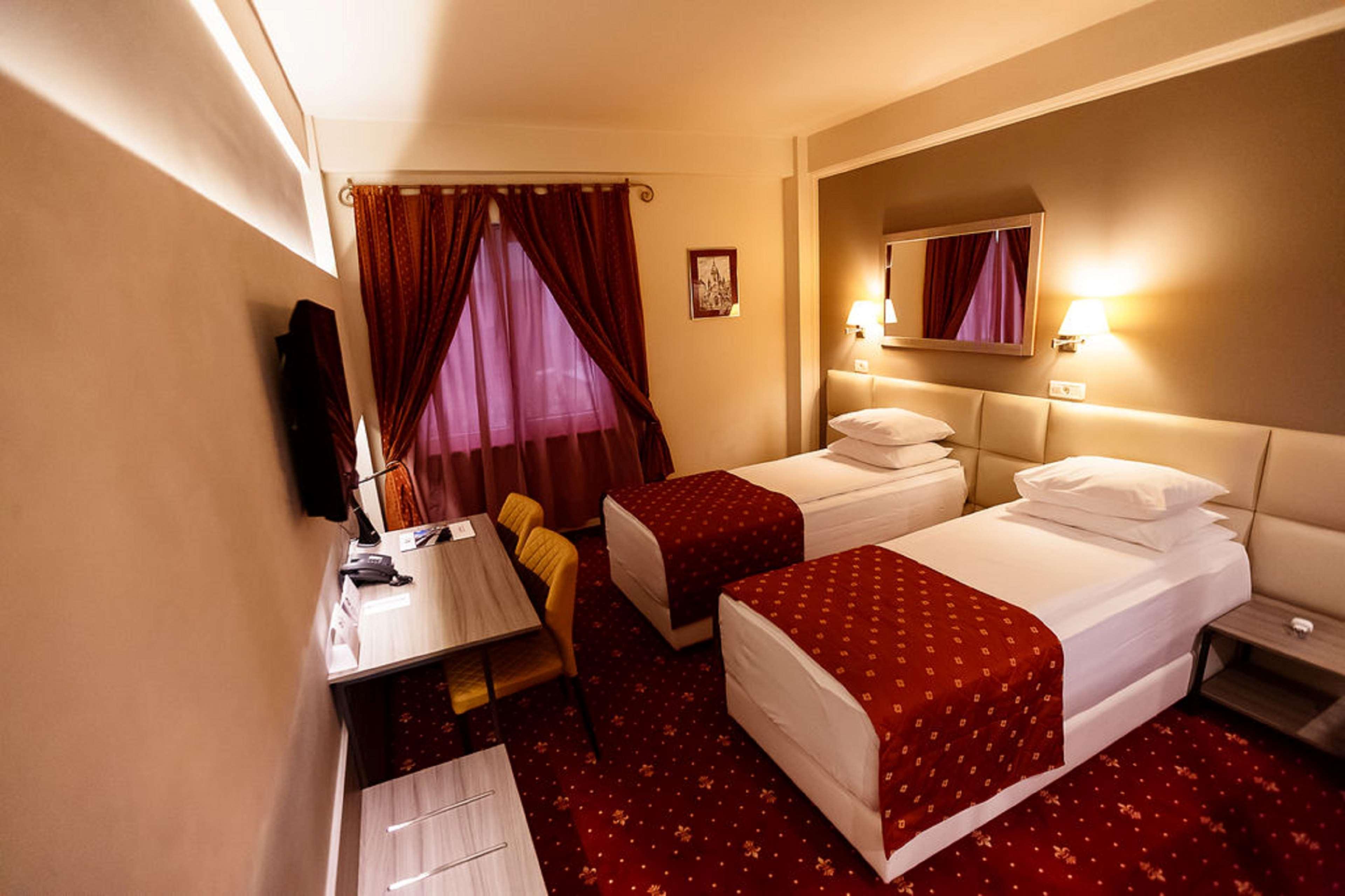 Best Western Plus Lido Hotel Timișoara Zewnętrze zdjęcie